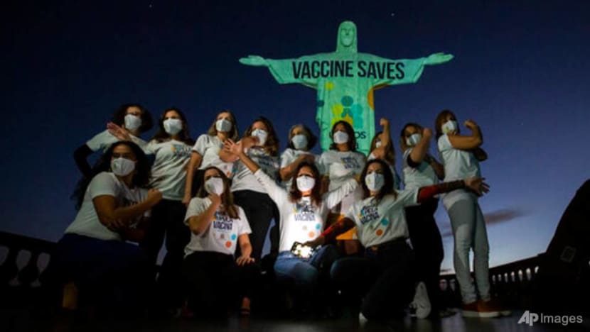 Brazil city offers COVID-19 shots to all 18-60 as part of test Brazil city offers COVID-19 shots to all 18-60 as part of test