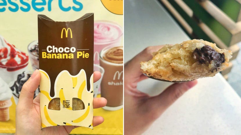McDonald's Choco Banana Pie Taste Test: Nice Or Not?