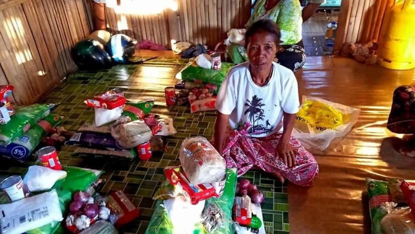 Isolated and short of supplies, Malaysia's indigenous groups depend on aid to ride out movement control order Isolated and short of supplies, Malaysia's indigenous groups depend on aid to ride out movement control order