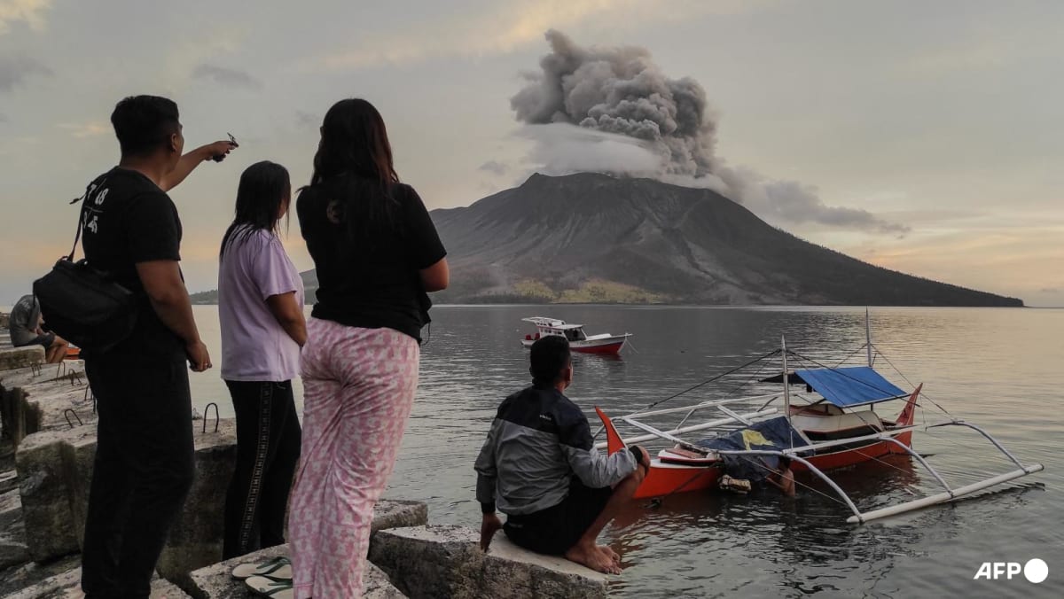 Letusan gunung berapi terbesar di Indonesia dalam 50 tahun terakhir tidak memakan korban jiwa.  Pelajaran apa yang dapat diambil dari hal ini dalam kesiapsiagaan bencana?