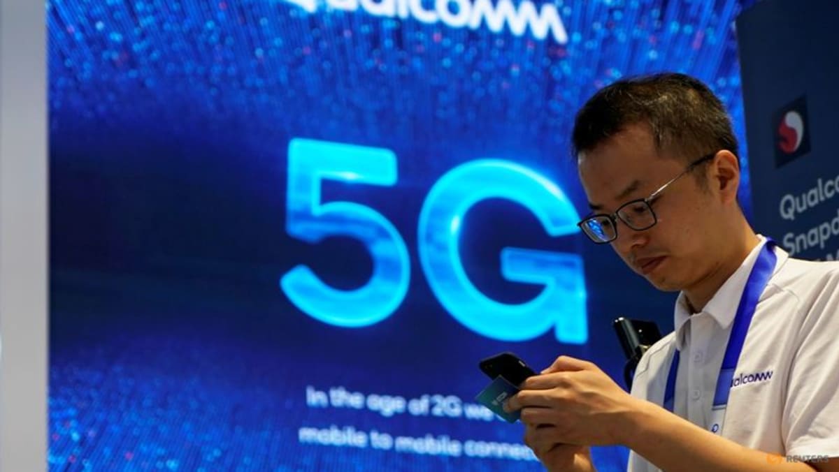 China smartphone demand helps carry forecasts for chipmaker Qualcomm