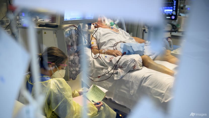 Cases soar but Swiss eschew lockdown as COVID-19 law vote looms Cases soar but Swiss eschew lockdown as COVID-19 law vote looms