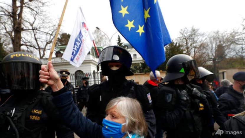 EU foreign ministers talk amid uproar over Ukraine, Navalny EU foreign ministers talk amid uproar over Ukraine, Navalny