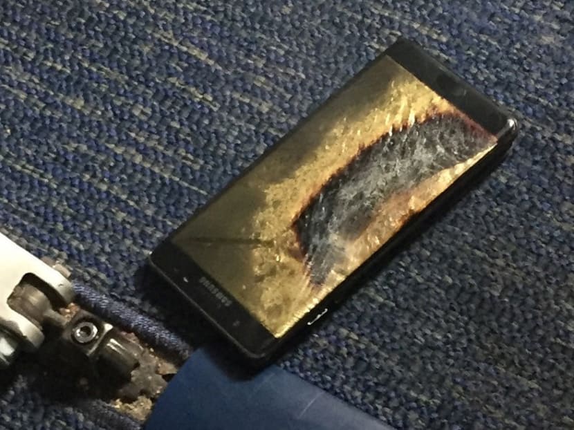 A burned Samsung Note 7 smartphone. Photo: Reuters