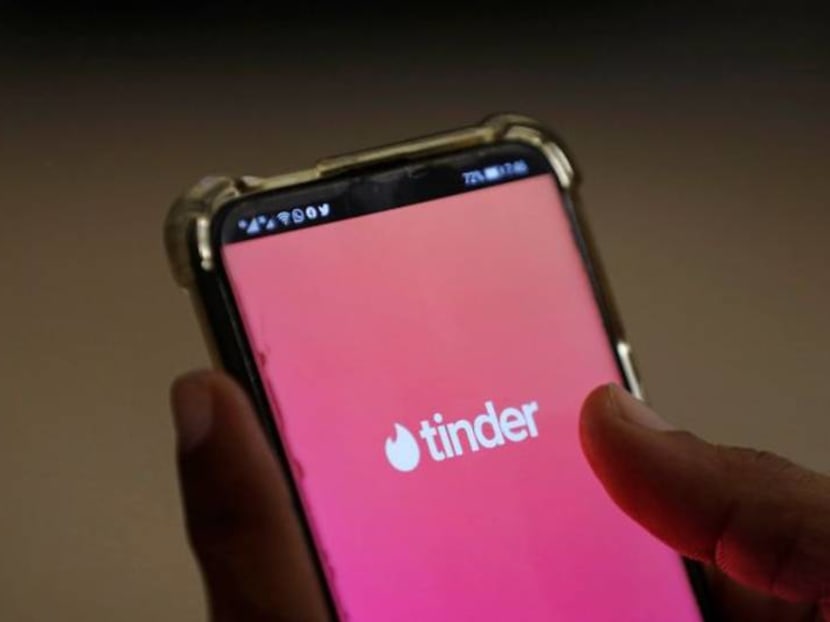 White House partners with dating apps to encourage vaccination White House partners with dating apps to encourage vaccination