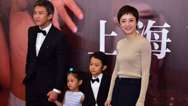 8岁女儿上台表演　邓超、孙俪低调出席支持！