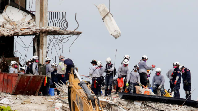 美国佛州大楼坍塌事故 死亡人数增至18人