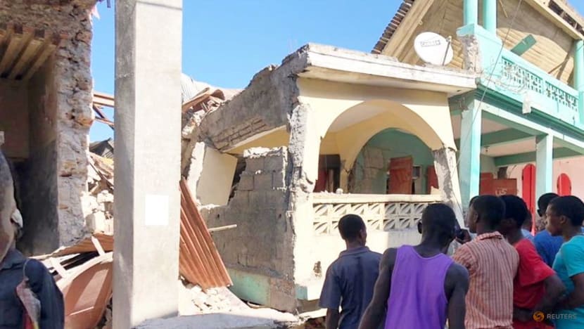 Deadly 7.2-magnitude quake strikes Haiti, killing more than 200 Deadly 7.2-magnitude quake strikes Haiti, killing more than 200