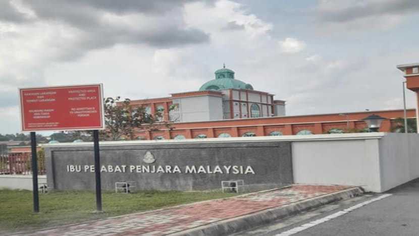 More than 51,000 COVID-19 cases in Malaysia’s prisons; overcrowding is an issue: Deputy minister