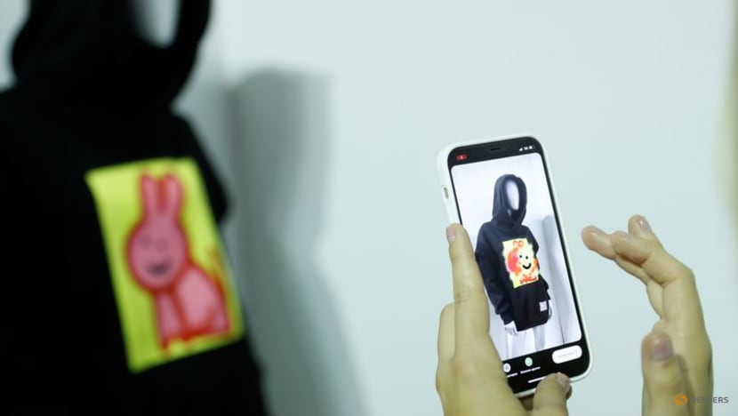 Augmented reality collection by Ukrainian companies hits runway Augmented reality collection by Ukrainian companies hits runway