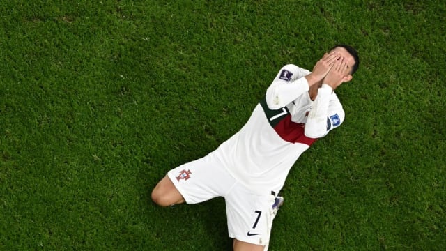 世界杯生涯最终赛输球 罗纳尔多泪崩离场 