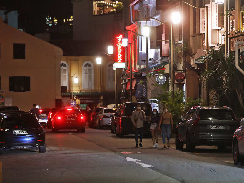 Applications by nightclub operators that want to convert to food-and-beverage business will be suspended from July 16, 2021 for three months, pending further review by the Government. Applications by nightclub operators that want to convert to food-and-beverage business will be suspended from July 16, 2021 for three months, pending further review by the Government.