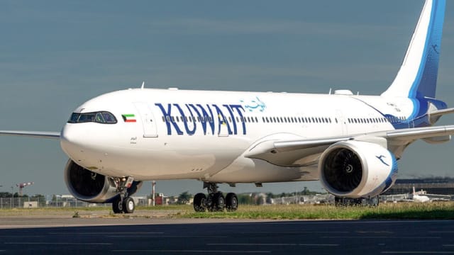 科威特航空招聘空姐 面试者被要求脱剩内衣