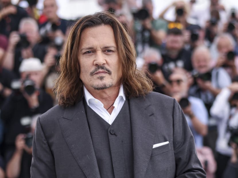 Johnny Depp reschedules concerts after suffering ankle fracture