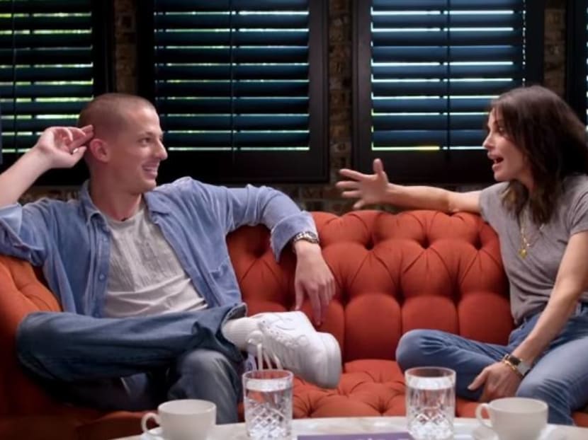  Charlie Puth proves he’s a Friends superfan in trivia game with Courteney Cox