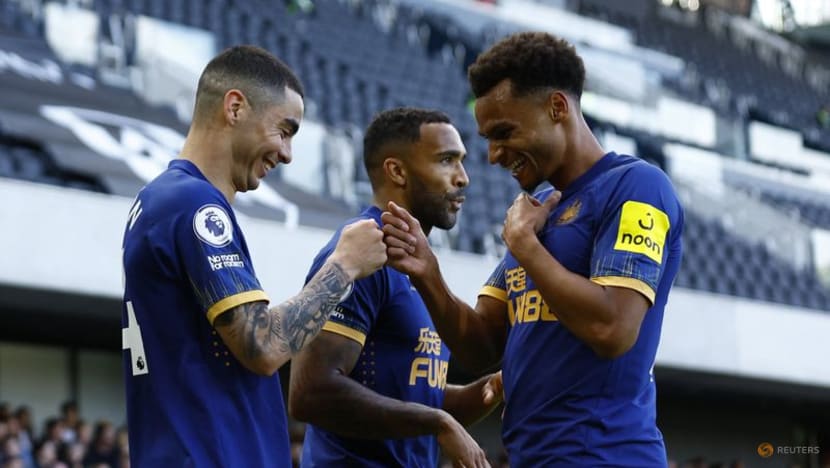 Chalobah sees red as Newcastle thrash 10-man Fulham 4-1 Chalobah sees red as Newcastle thrash 10-man Fulham 4-1
