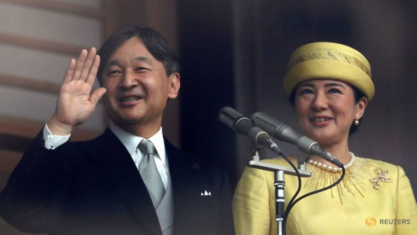 Japan imperial couple face heavy burden of tradition