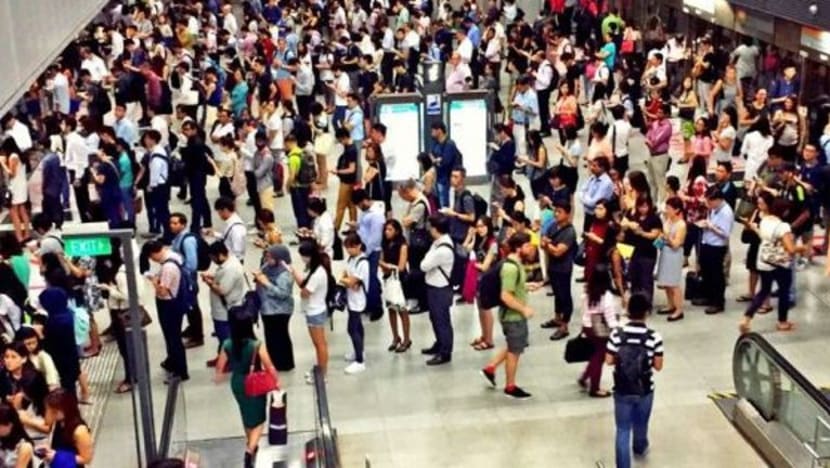 SMRT siasat kerosakan landasan yang sebabkan kelengahan kereta api di NSL