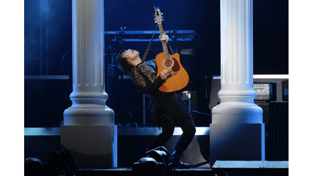 Wu Bai Sings with Entire Audience 8days