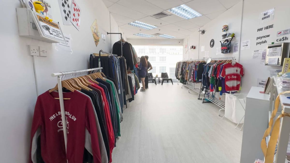 Cheap sale thrift clothes