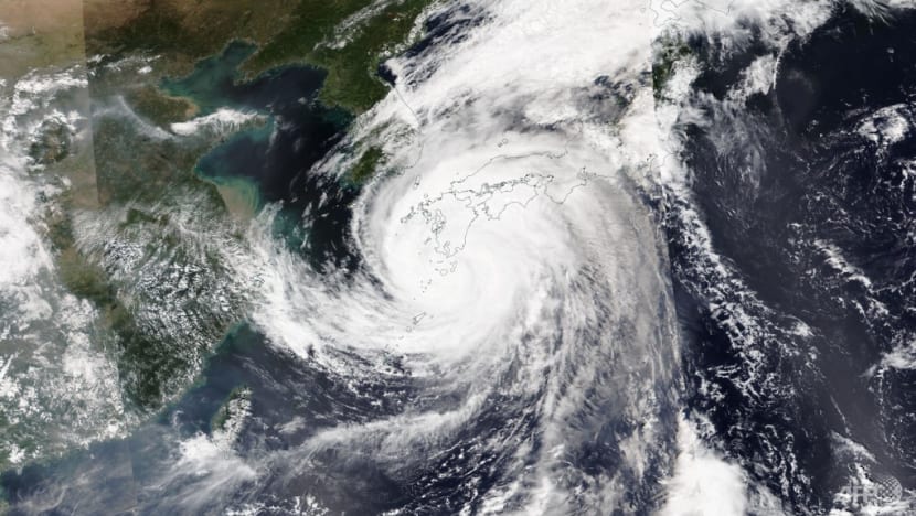 CNA Explains: Typhoons and hurricanes – what’s the difference and how are they named? CNA Explains: Typhoons and hurricanes – what’s the difference and how are they named?