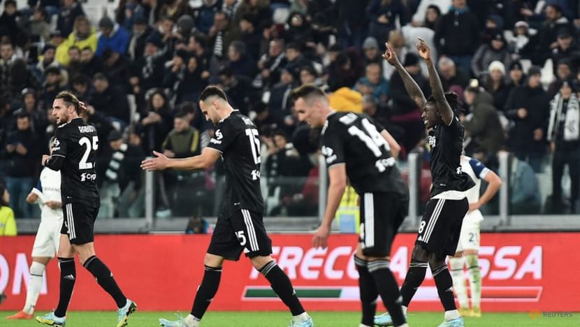 Juventus move third with 3-0 win over Lazio Juventus move third with 3-0 win over Lazio