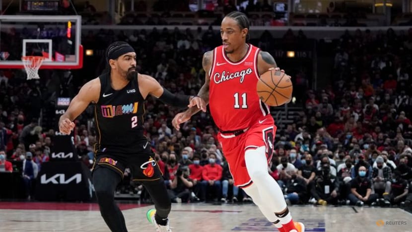 NBA roundup: Suns stretch win streak to 16, top Nets