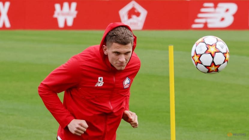 Newcastle wrap up Botman signing from Lille Newcastle wrap up Botman signing from Lille