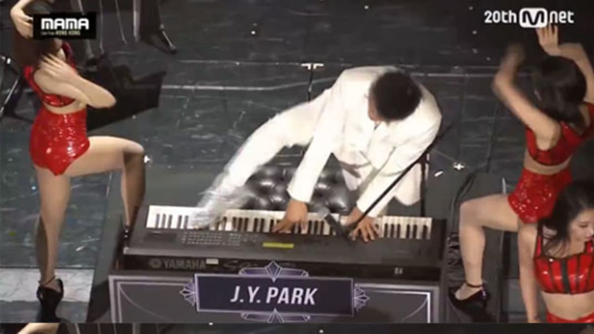 Playing piano store with feet