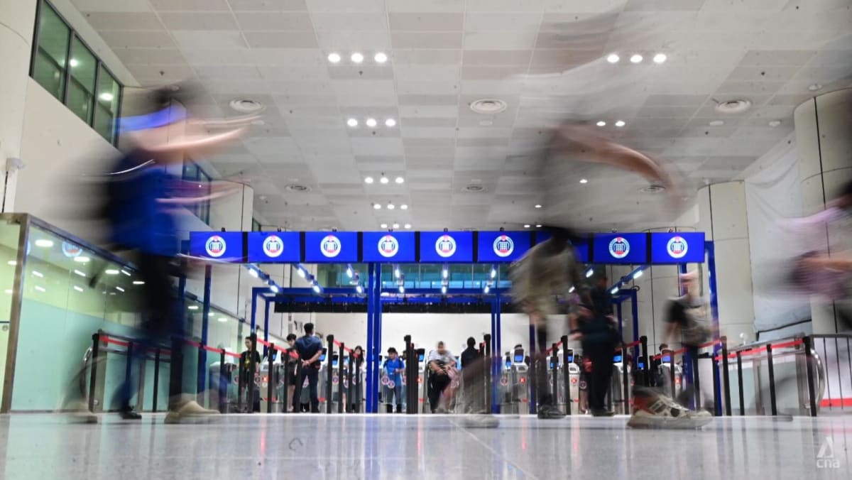 Foreigners entering Malaysia required to submit digital arrival cards from December Foreigners entering Malaysia required to submit digital arrival cards from December