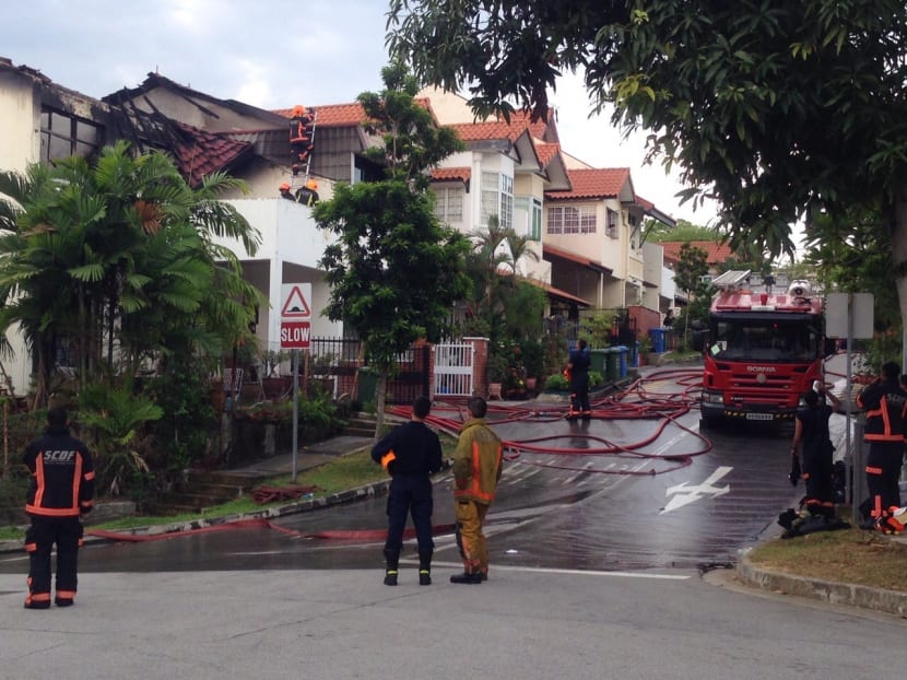 Fire breaks out at Jalan Waringin Fire breaks out at Jalan Waringin