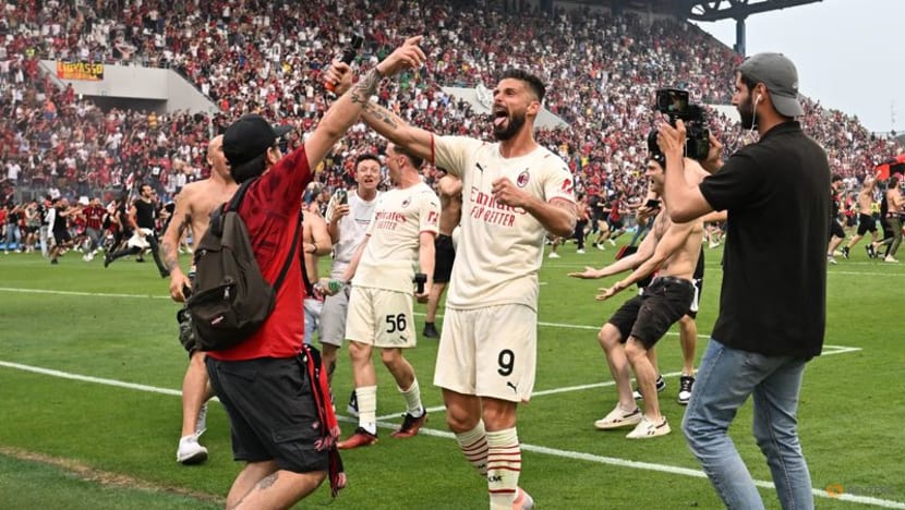 AC Milan win first Serie A title in 11 years after final-day victory at Sassuolo AC Milan win first Serie A title in 11 years after final-day victory at Sassuolo