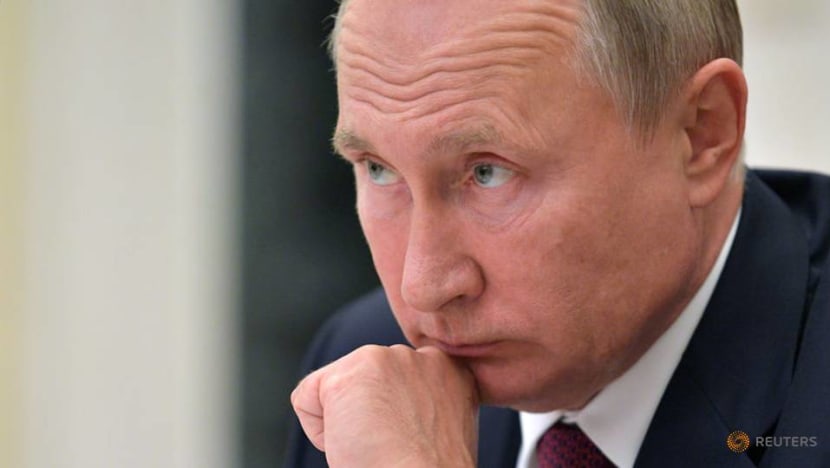 Commentary: Russian government resignation throws spotlight on Putin's succession plans Commentary: Russian government resignation throws spotlight on Putin's succession plans