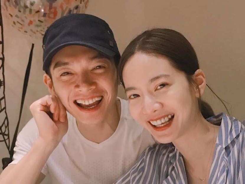 Fahrenheit boyband member Calvin Chen and actress Joanne Tseng are married Fahrenheit boyband member Calvin Chen and actress Joanne Tseng are married