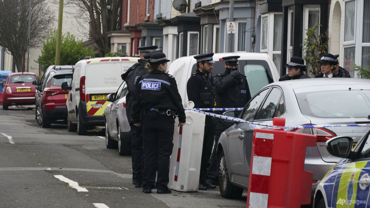 Polisi Inggris membebaskan 4 pria yang ditahan terkait pengeboman taksi Liverpool