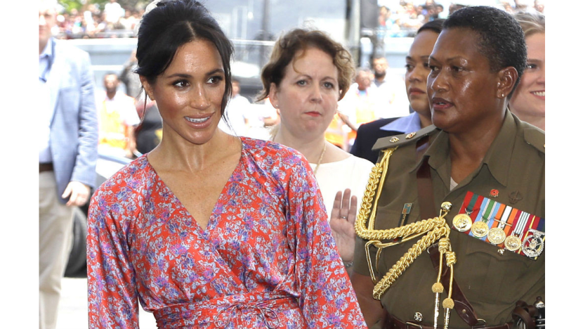 Meghan, Duchess Of Sussex, Praised For Sending 'Powerful Message' In Pregnancy Reveal Photo