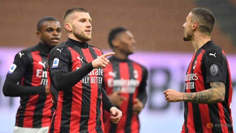 Football: Milan snatch stoppage time winner to stay top of Serie A Football: Milan snatch stoppage time winner to stay top of Serie A