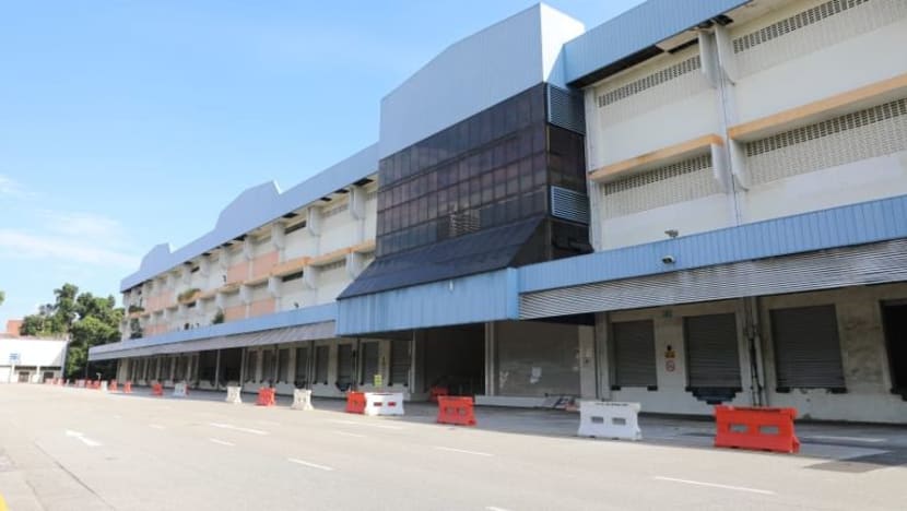 Penyewa Pelabuhan Perikanan Jurong dibawa ke tapak alternatif bagi pelan luar jangka Penyewa Pelabuhan Perikanan Jurong dibawa ke tapak alternatif bagi pelan luar jangka