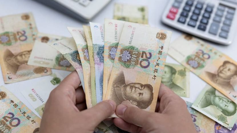 Analysis:China digs deep into bag of yuan tricks to resist dollar steamroller Analysis:China digs deep into bag of yuan tricks to resist dollar steamroller