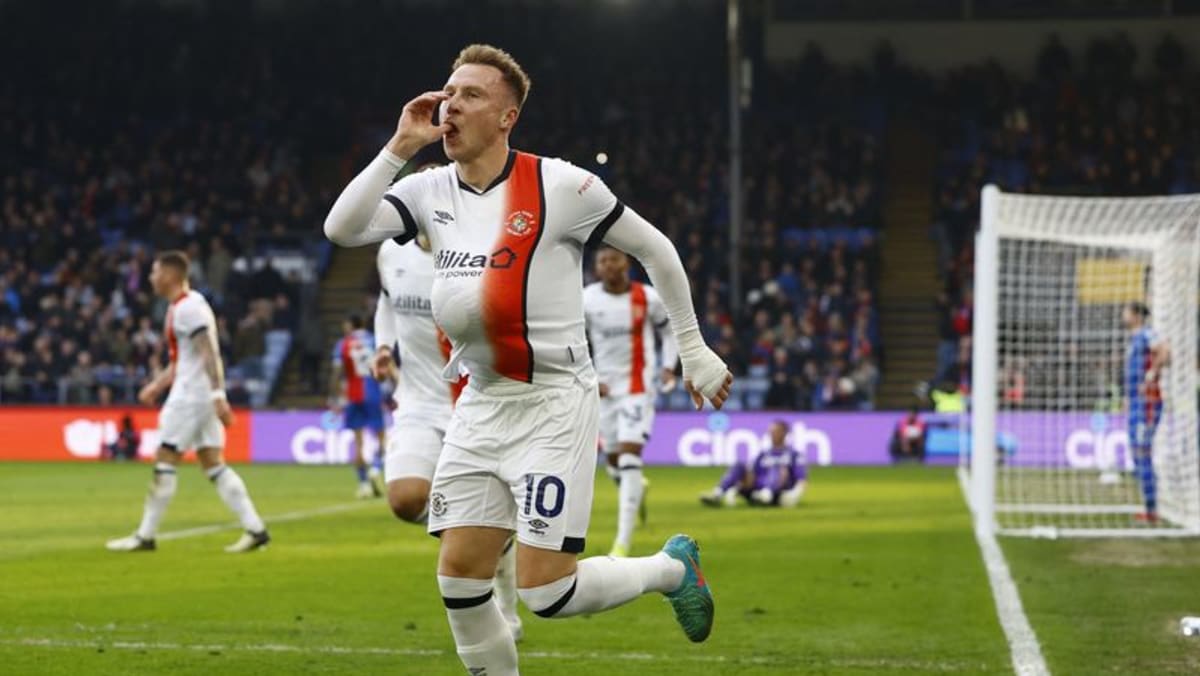 Stunning Valera Late Show Salvages Draw For Elche Photo for Mobile Stunning Valera Late Show Salvages Draw For Elche Photo for Mobile