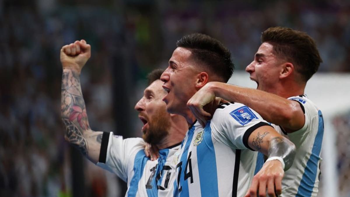 Messi menjaga impian Piala Dunia tetap hidup dengan serangan ajaib melawan Meksiko