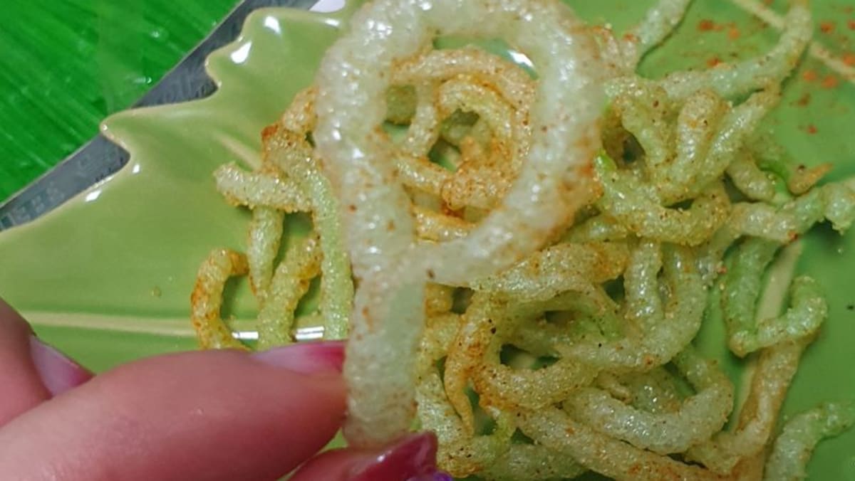 Eating toothpicks outlet