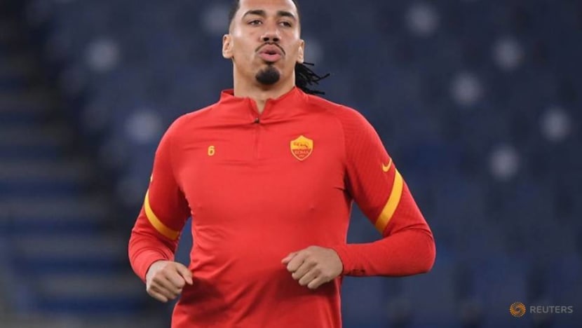 Soccer: Roma's Smalling says family shaken up but unharmed after being robbed Soccer: Roma's Smalling says family shaken up but unharmed after being robbed