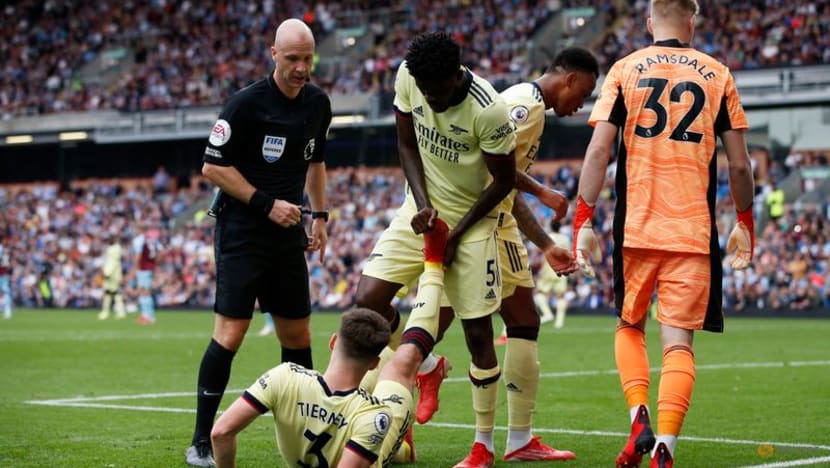 Football:
Odegaard curler gives Arsenal win at Burnley Football:
Odegaard curler gives Arsenal win at Burnley