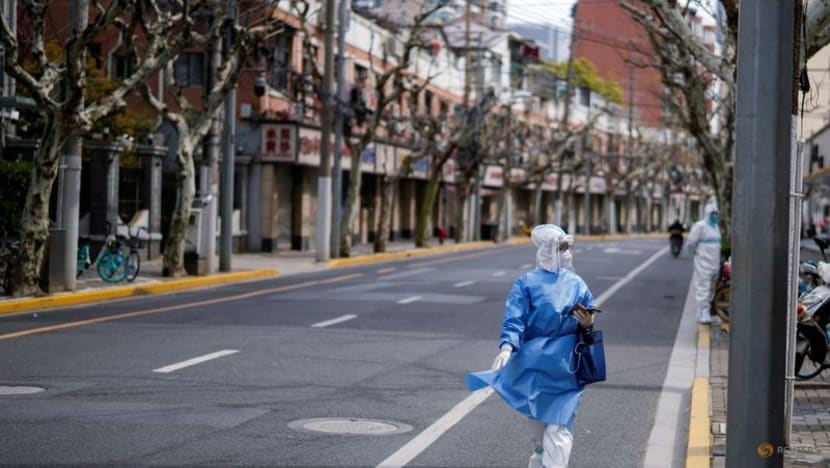 China expects sharp drop in holiday travel due to COVID-19 outbreaks China expects sharp drop in holiday travel due to COVID-19 outbreaks