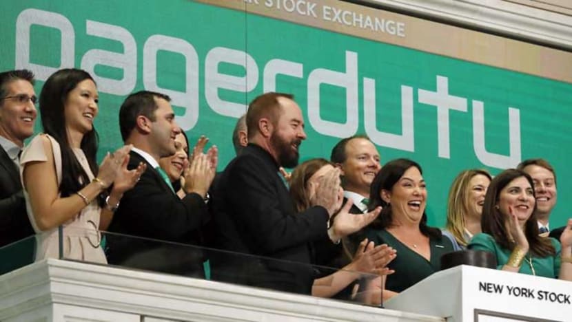 US stocks end lower as market awaits earnings US stocks end lower as market awaits earnings