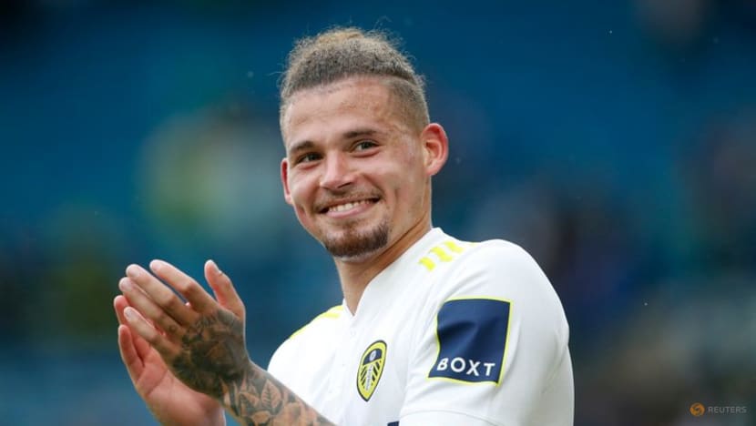 Football:Leeds midfielder Phillips voted fans' England's player of the year Football:Leeds midfielder Phillips voted fans' England's player of the year
