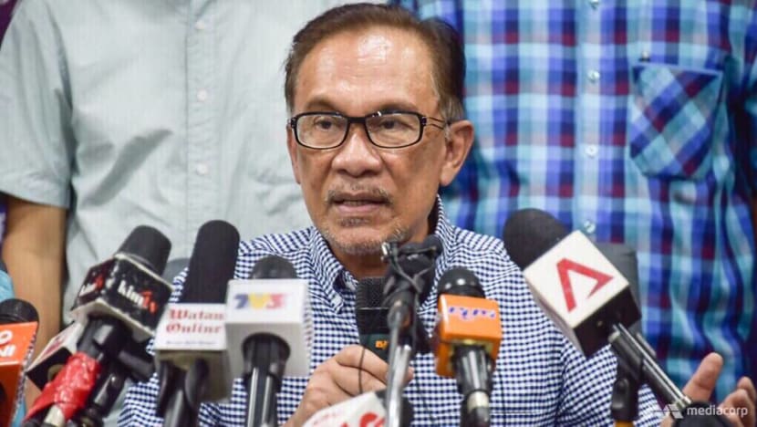 Anwar Ibrahim ‘shocked’ by arrest of aide over sex video implicating Malaysian minister Anwar Ibrahim ‘shocked’ by arrest of aide over sex video implicating Malaysian minister