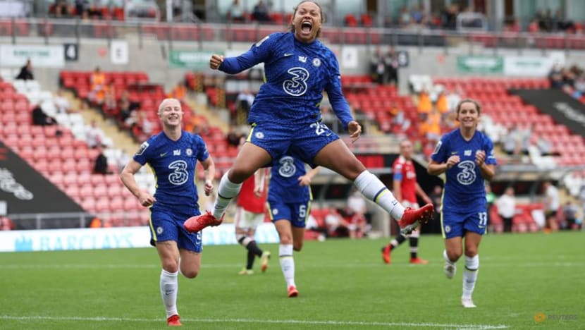 Football: Kerr at the double as Chelsea rout United, Arsenal go top of WSL Football: Kerr at the double as Chelsea rout United, Arsenal go top of WSL