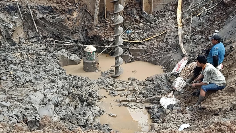 Vietnam rescuers race to save 10-year-old boy trapped in 35m-deep hollow concrete pillar Vietnam rescuers race to save 10-year-old boy trapped in 35m-deep hollow concrete pillar